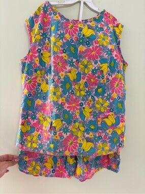Vintage 1960s/70s Floral Two-Piece Shorts Set – Bright Pink, Turquoise & Yellow
